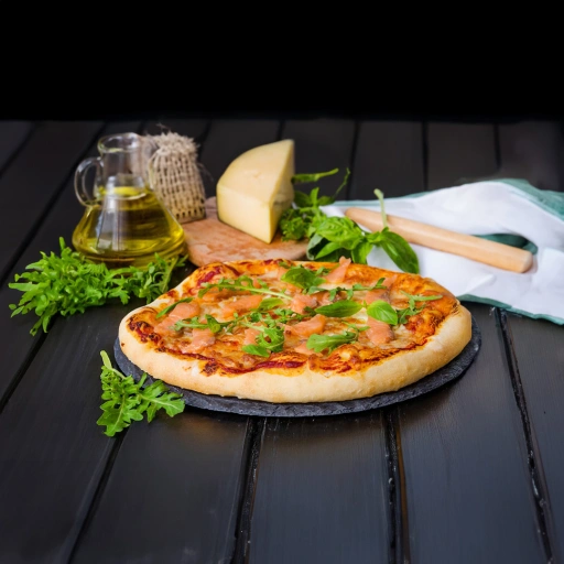 Pizza au saumon fumé